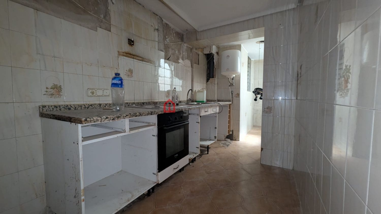 4 bedroom Flat for sale in Castello de la Plana - € 159,000 (Ref: 9647915)