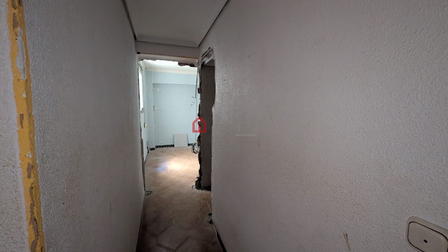 4 bedroom Flat for sale in Castello de la Plana - € 159,000 (Ref: 9647915)