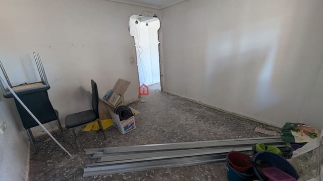 4 bedroom Flat for sale in Norte, Castelló de la Plana - € 159,000 (Ref: 9647915)