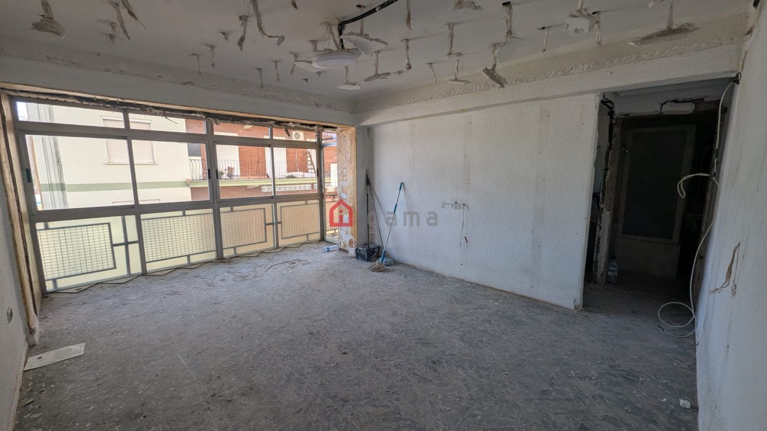 4 bedroom Flat for sale in Castello de la Plana - € 159,000 (Ref: 9647915)