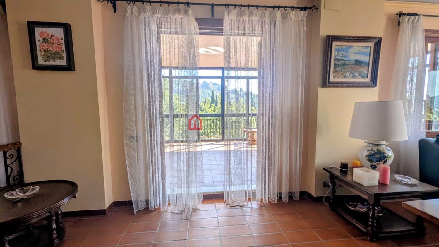 6 slaapkamer Halfvrijstaande villa te huur in Borriol met garage - € 2.500 (Ref: 9714670)