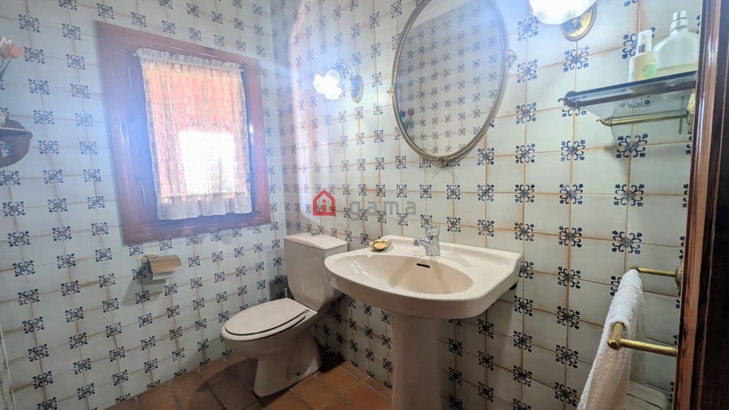 6 slaapkamer Halfvrijstaande villa te huur in Borriol met garage - € 2.500 (Ref: 9714670)