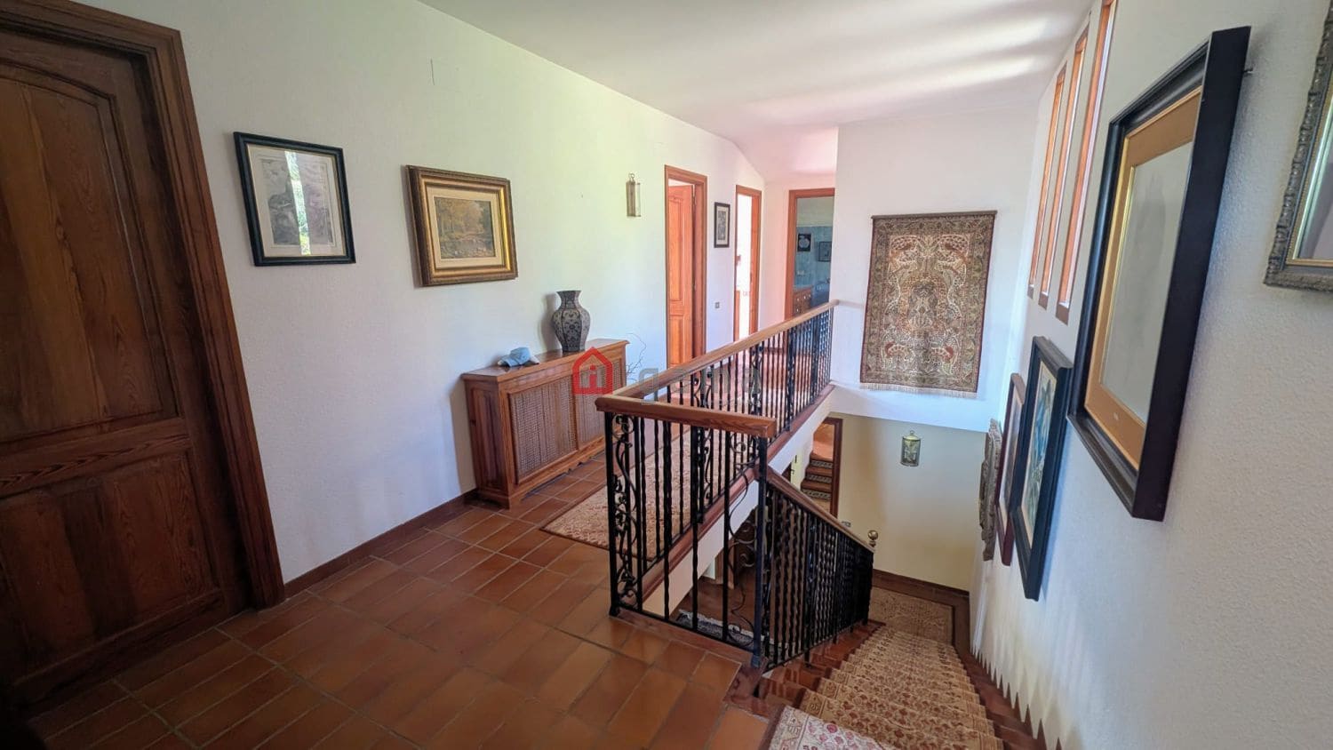 6 slaapkamer Halfvrijstaande villa te huur in Borriol met garage - € 2.500 (Ref: 9714670)