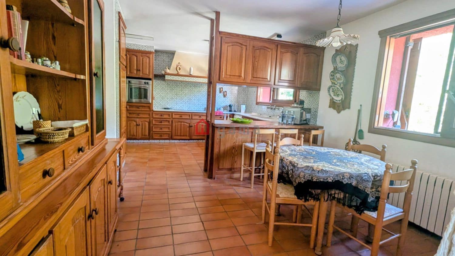 6 slaapkamer Halfvrijstaande villa te huur in Borriol met garage - € 2.500 (Ref: 9714670)