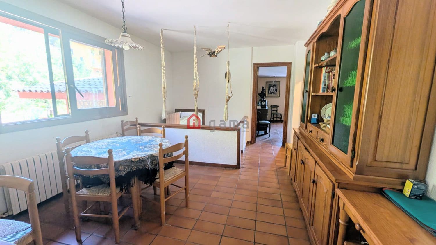 6 slaapkamer Halfvrijstaande villa te huur in Borriol met garage - € 2.500 (Ref: 9714670)