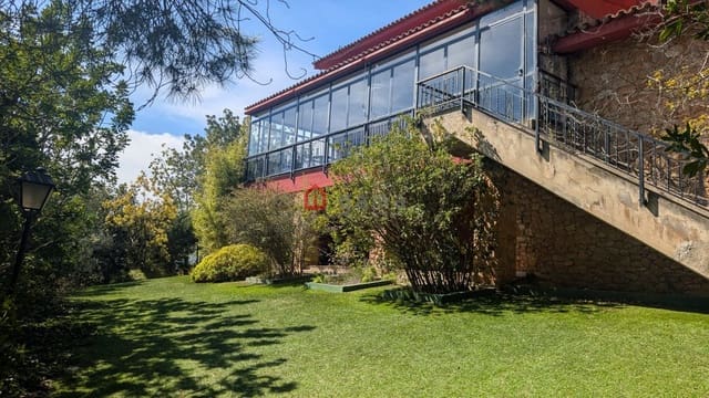 6 slaapkamer Halfvrijstaande villa te huur in Borriol met garage - € 2.500 (Ref: 9714670)