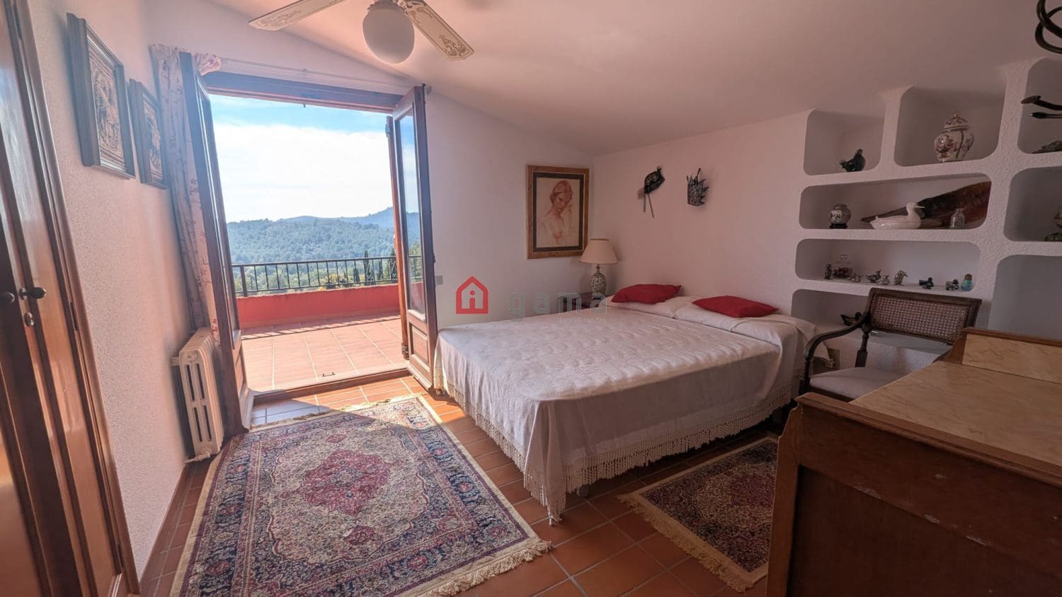 6 slaapkamer Halfvrijstaande villa te huur in Borriol met garage - € 2.500 (Ref: 9714670)