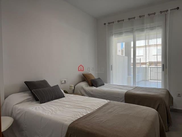 2 slaapkamer Appartement te huur in Moncofa met garage - € 850 (Ref: 9726504)