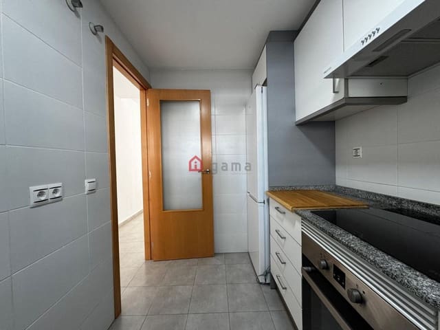 2 slaapkamer Appartement te huur in Moncofa met garage - € 850 (Ref: 9726504)