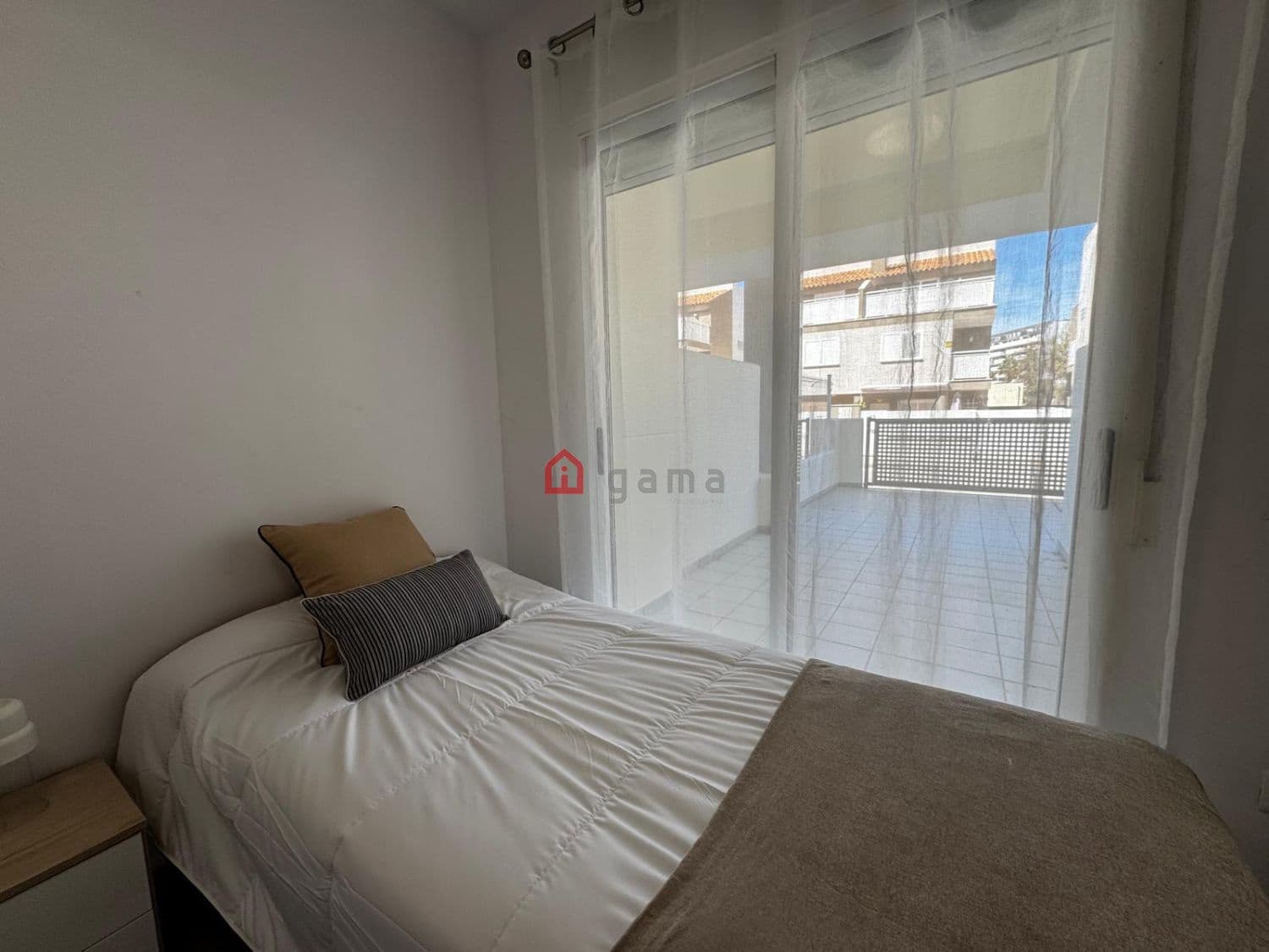 2 bedroom Apartment for rent in Moncofa with garage - € 850 (Ref: 9726504)