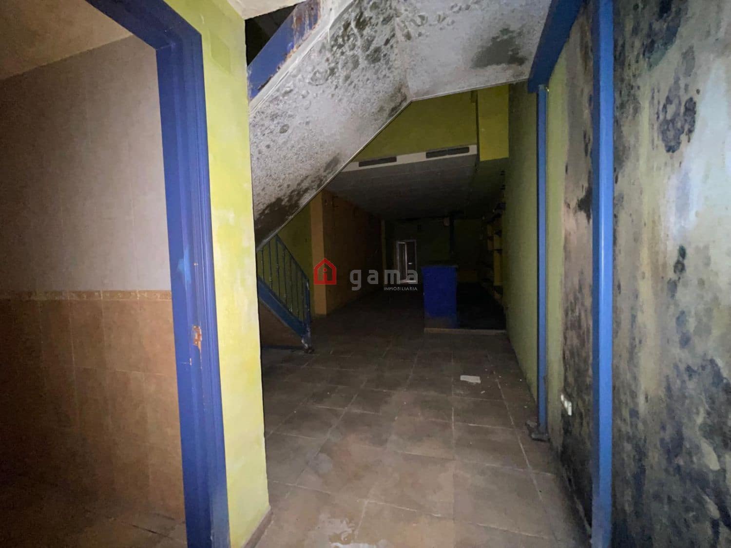 Local Comercial de 5 habitaciones en Vinaròs en venta - 209.000 € (Ref: 9743208)