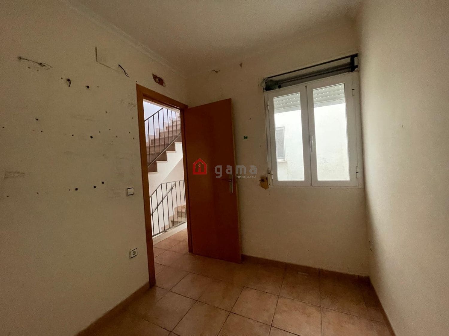 Local Comercial de 5 habitaciones en Vinaròs en venta - 209.000 € (Ref: 9743208)
