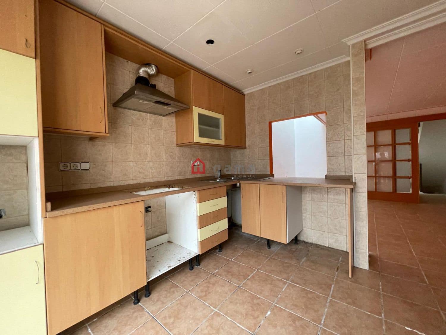 Local Comercial de 5 habitaciones en Vinaròs en venta - 209.000 € (Ref: 9743208)