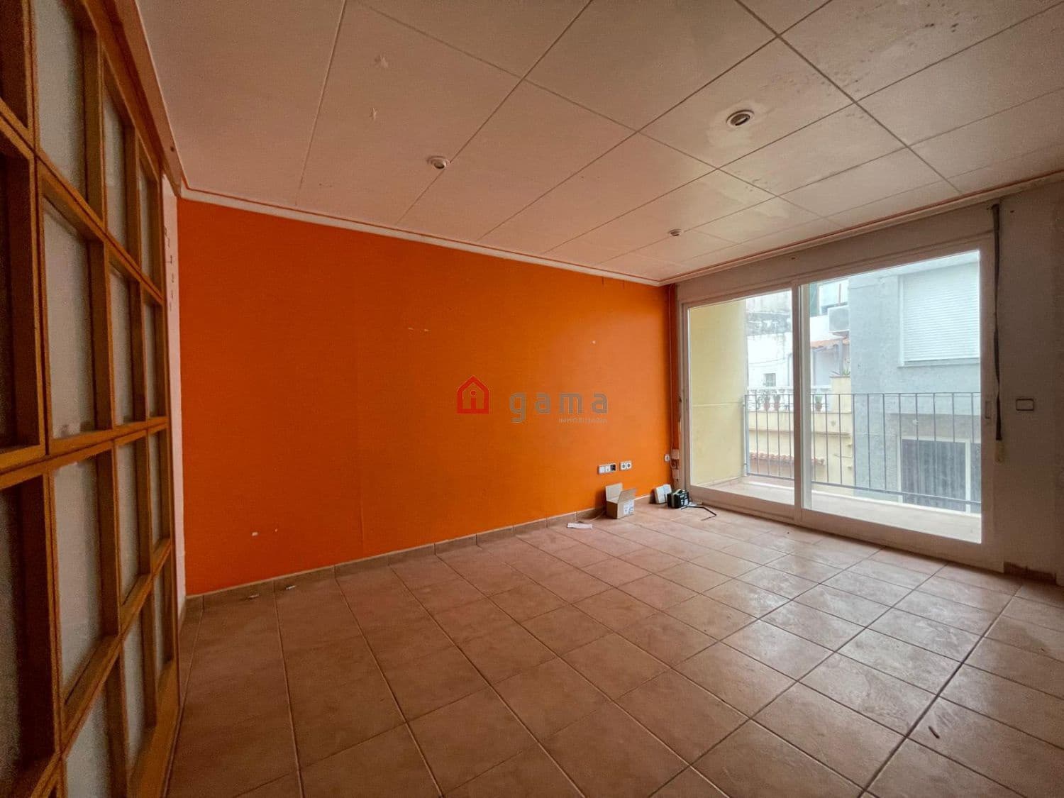 Local Comercial de 5 habitaciones en Vinaròs en venta - 209.000 € (Ref: 9743208)