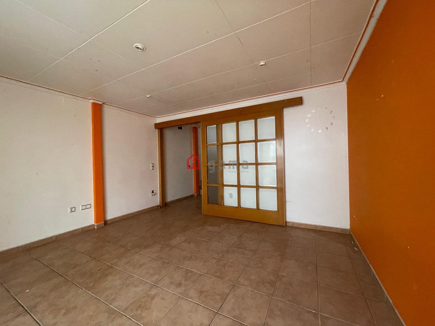 Local Comercial de 5 habitaciones en Vinaròs en venta - 209.000 € (Ref: 9743208)