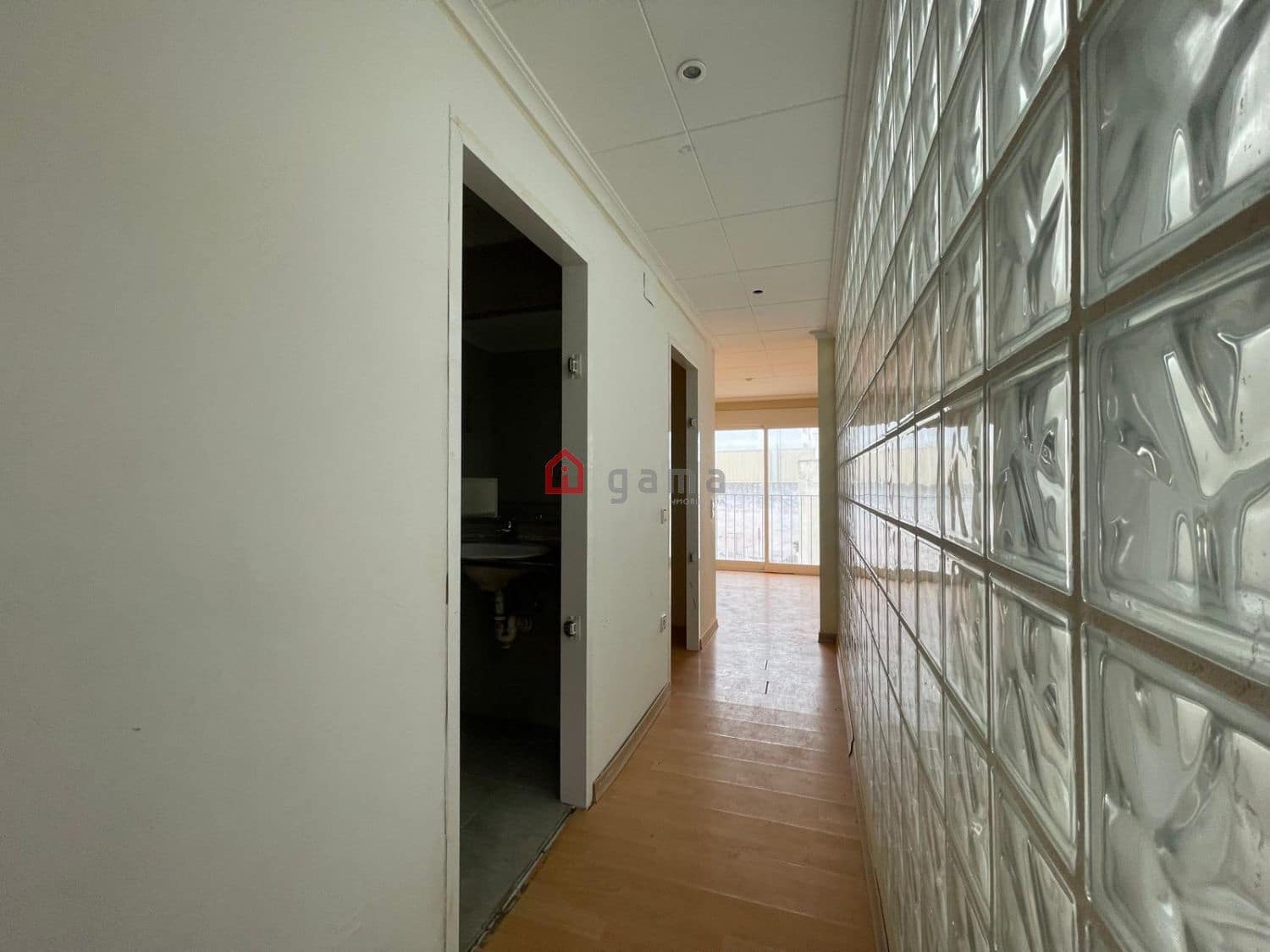 Local Comercial de 5 habitaciones en Vinaròs en venta - 209.000 € (Ref: 9743208)