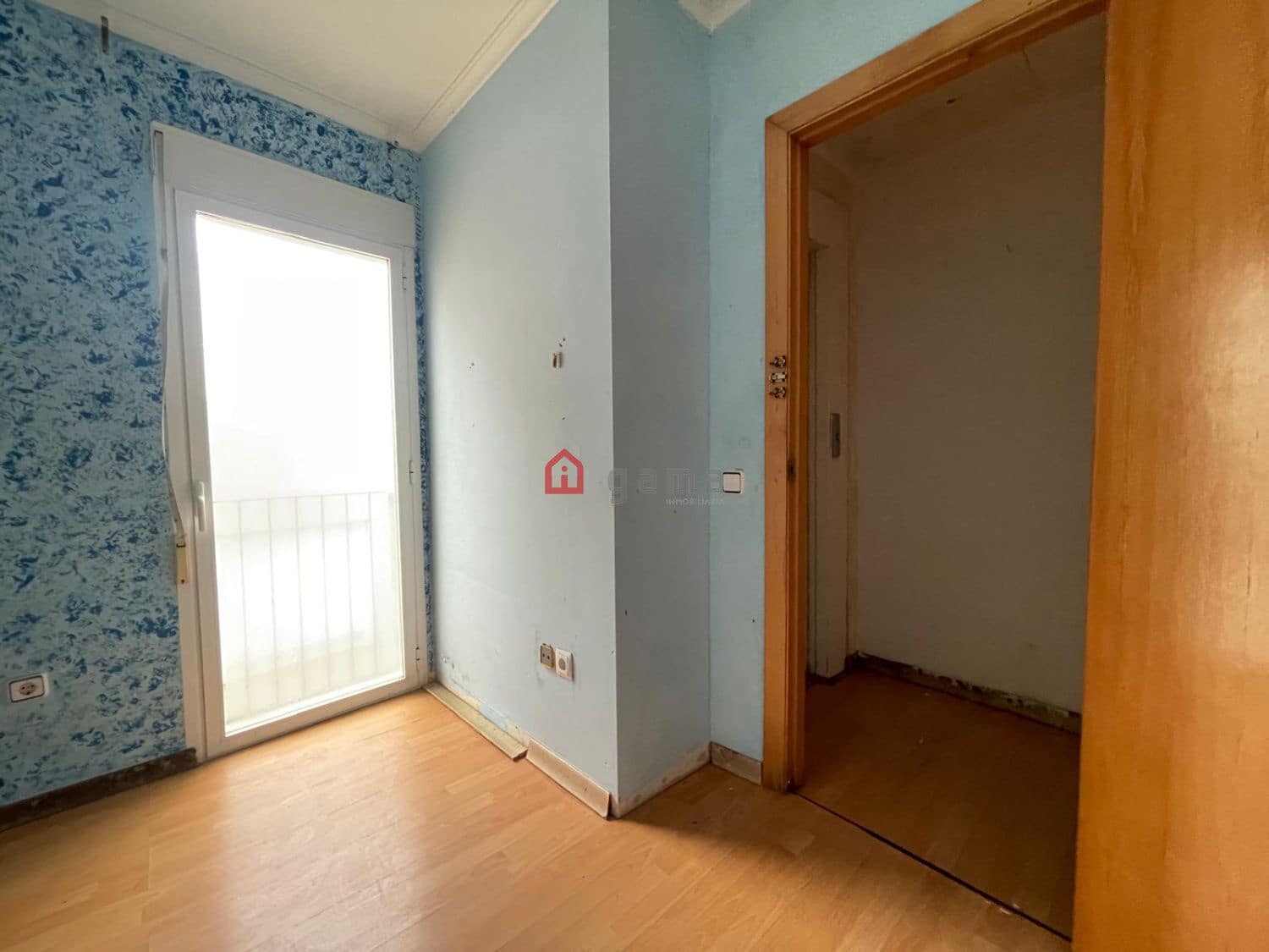 Local Comercial de 5 habitaciones en Vinaròs en venta - 209.000 € (Ref: 9743208)