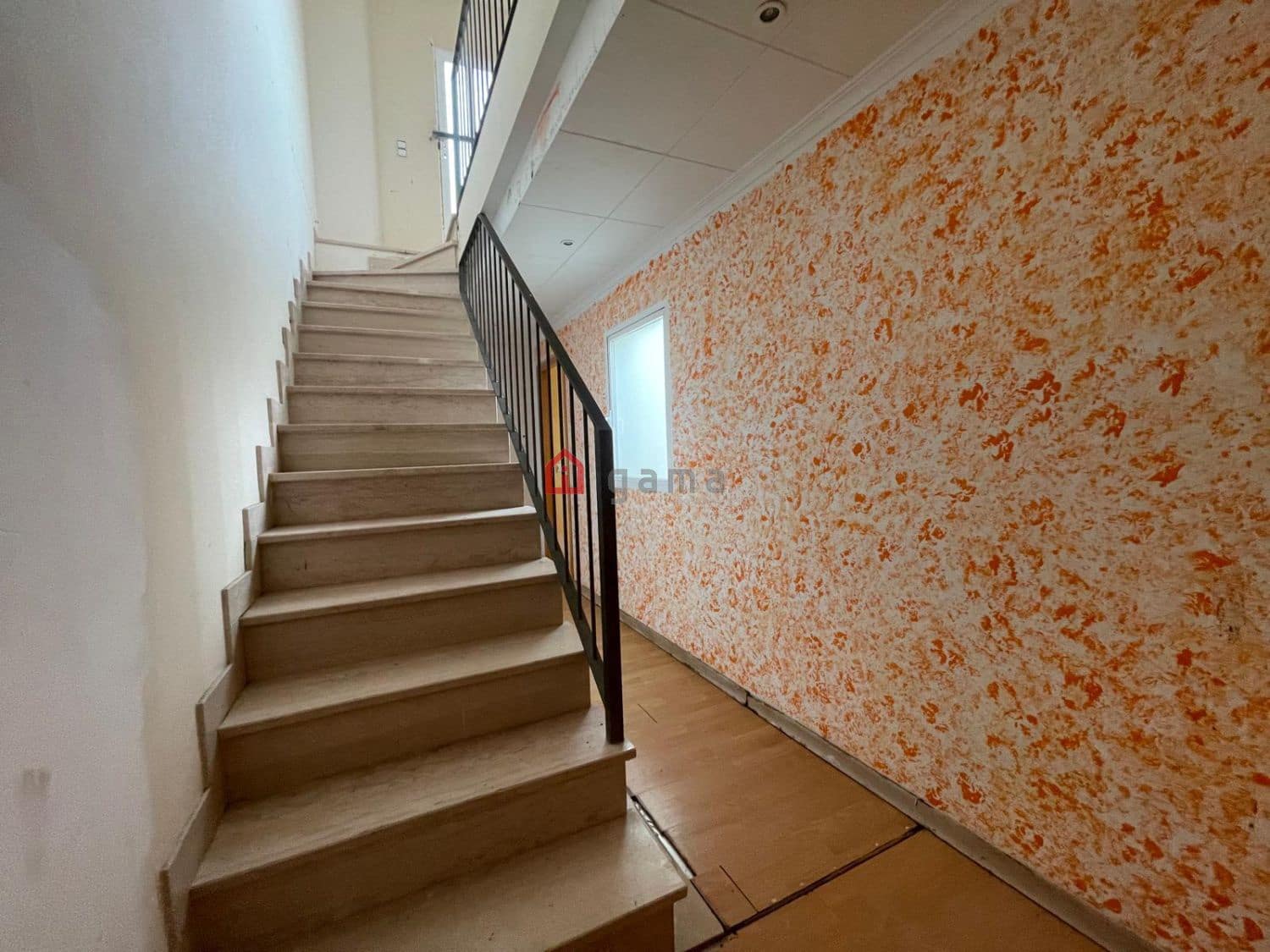 Local Comercial de 5 habitaciones en Vinaròs en venta - 209.000 € (Ref: 9743208)