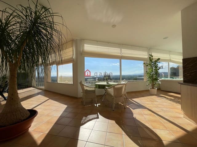 3 quarto Moradia Geminada para venda em Vinaròs - 920 000 € (Ref: 9751795)