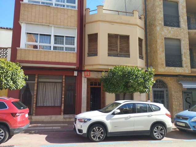 4 sovrum Hus till salu i Torreblanca med garage - 130 000 € (Ref: 9751797)