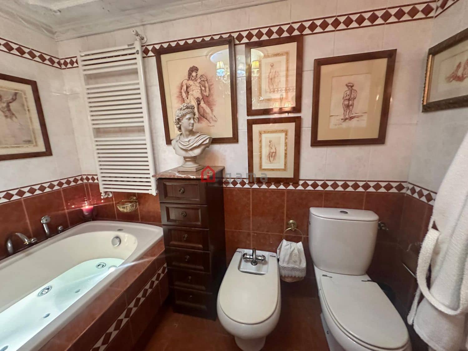 3 slaapkamer Flat te koop in Castello de la Plana met garage - € 300.000 (Ref: 9755472)