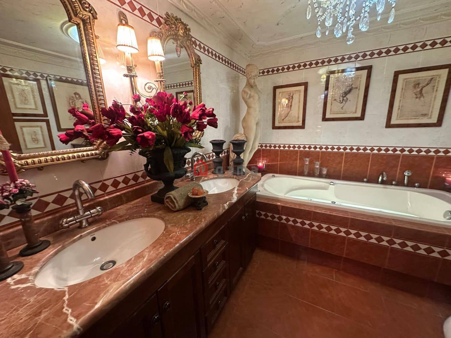 3 slaapkamer Flat te koop in Castello de la Plana met garage - € 300.000 (Ref: 9755472)