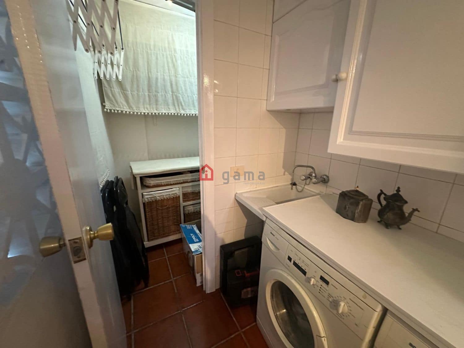 3 slaapkamer Flat te koop in Castello de la Plana met garage - € 300.000 (Ref: 9755472)