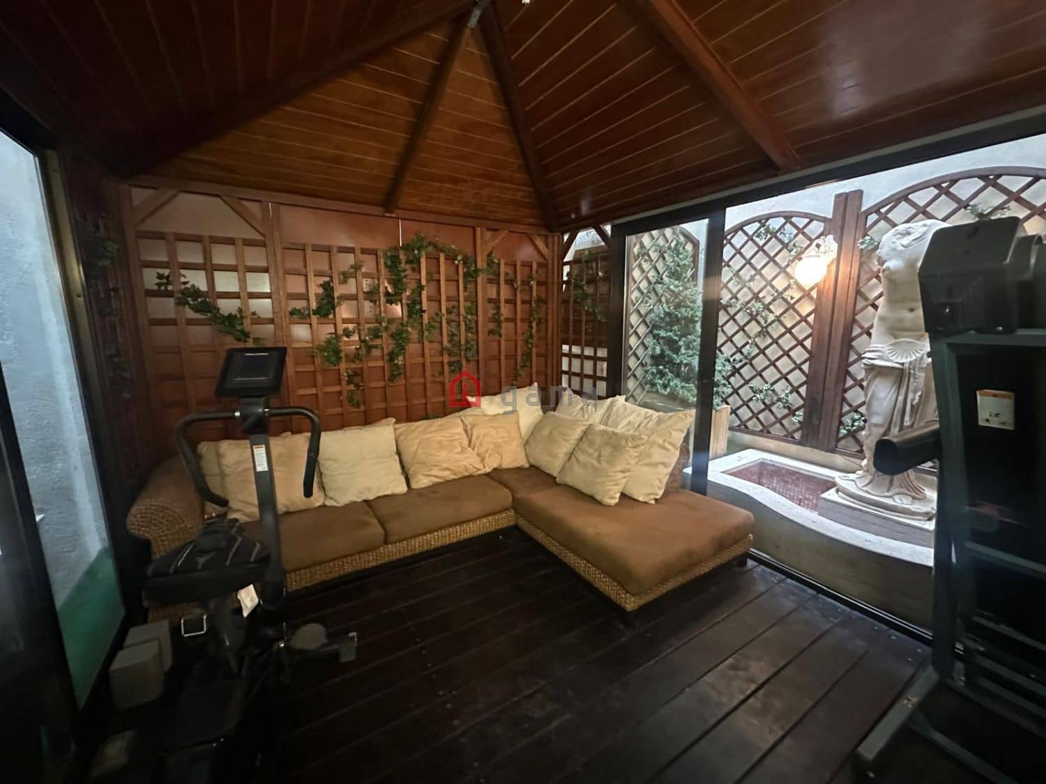 3 slaapkamer Flat te koop in Castello de la Plana met garage - € 300.000 (Ref: 9755472)