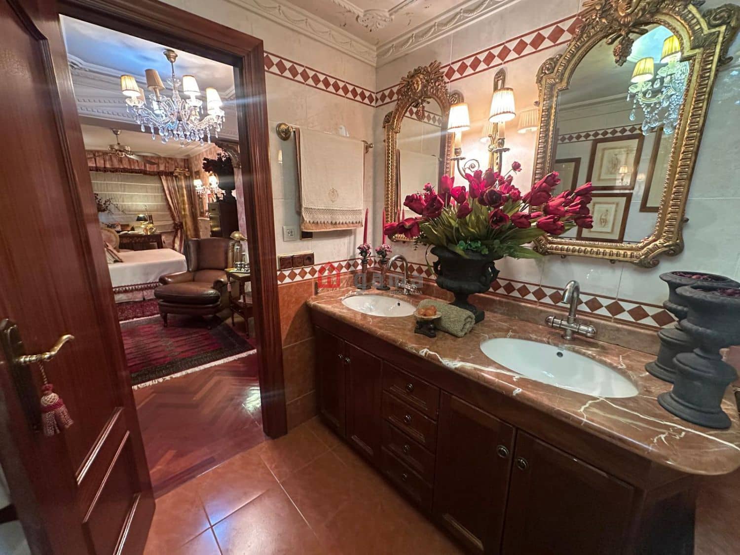 3 slaapkamer Flat te koop in Castello de la Plana met garage - € 300.000 (Ref: 9755472)