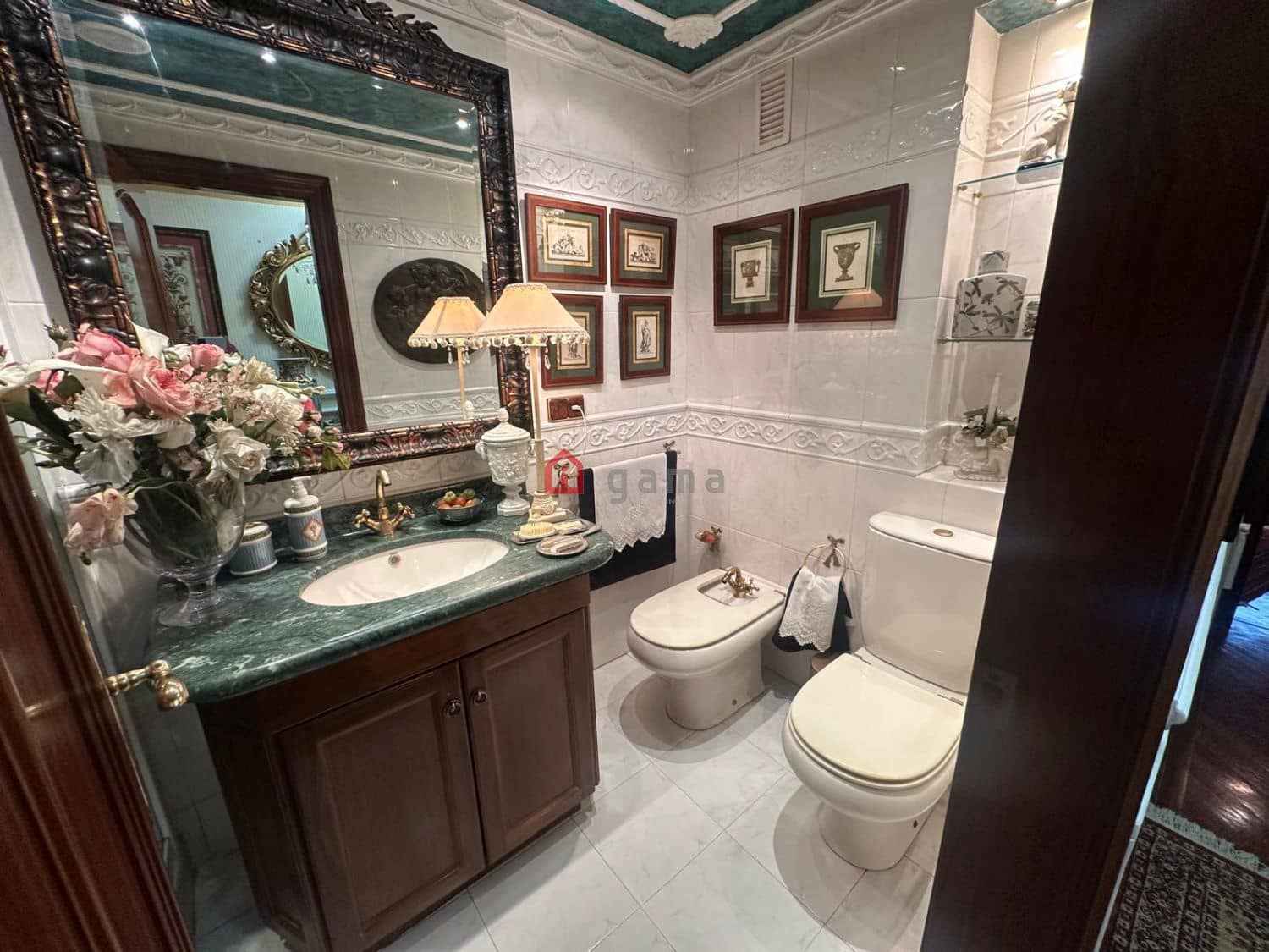 3 slaapkamer Flat te koop in Castello de la Plana met garage - € 300.000 (Ref: 9755472)