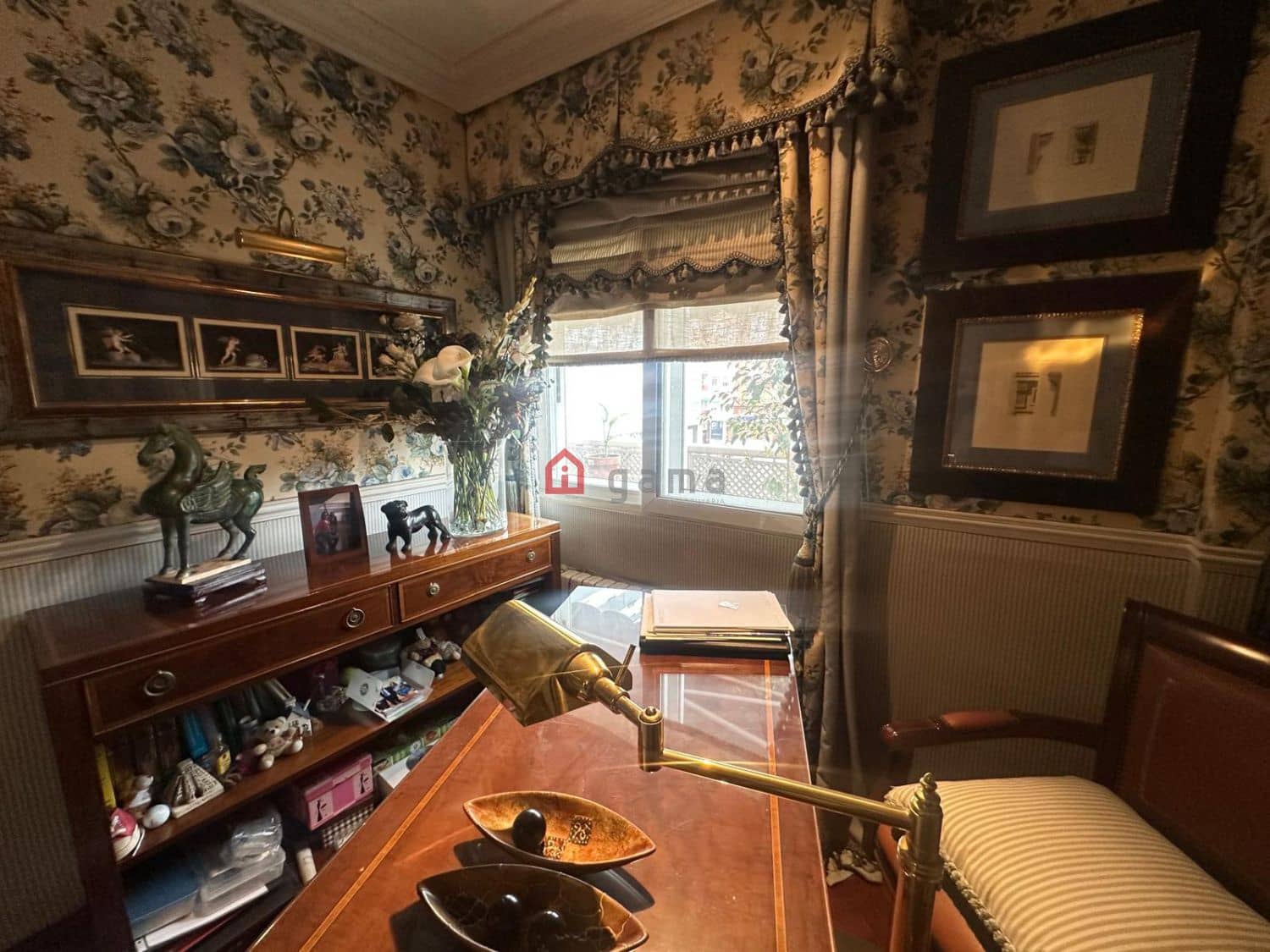 3 slaapkamer Flat te koop in Castello de la Plana met garage - € 300.000 (Ref: 9755472)