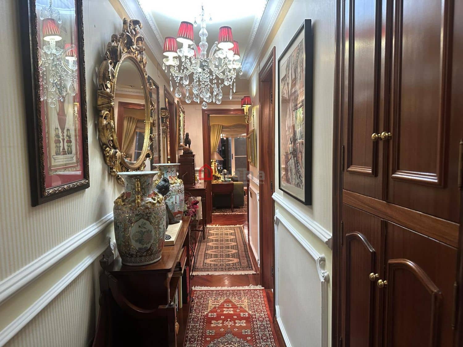 3 slaapkamer Flat te koop in Castello de la Plana met garage - € 300.000 (Ref: 9755472)