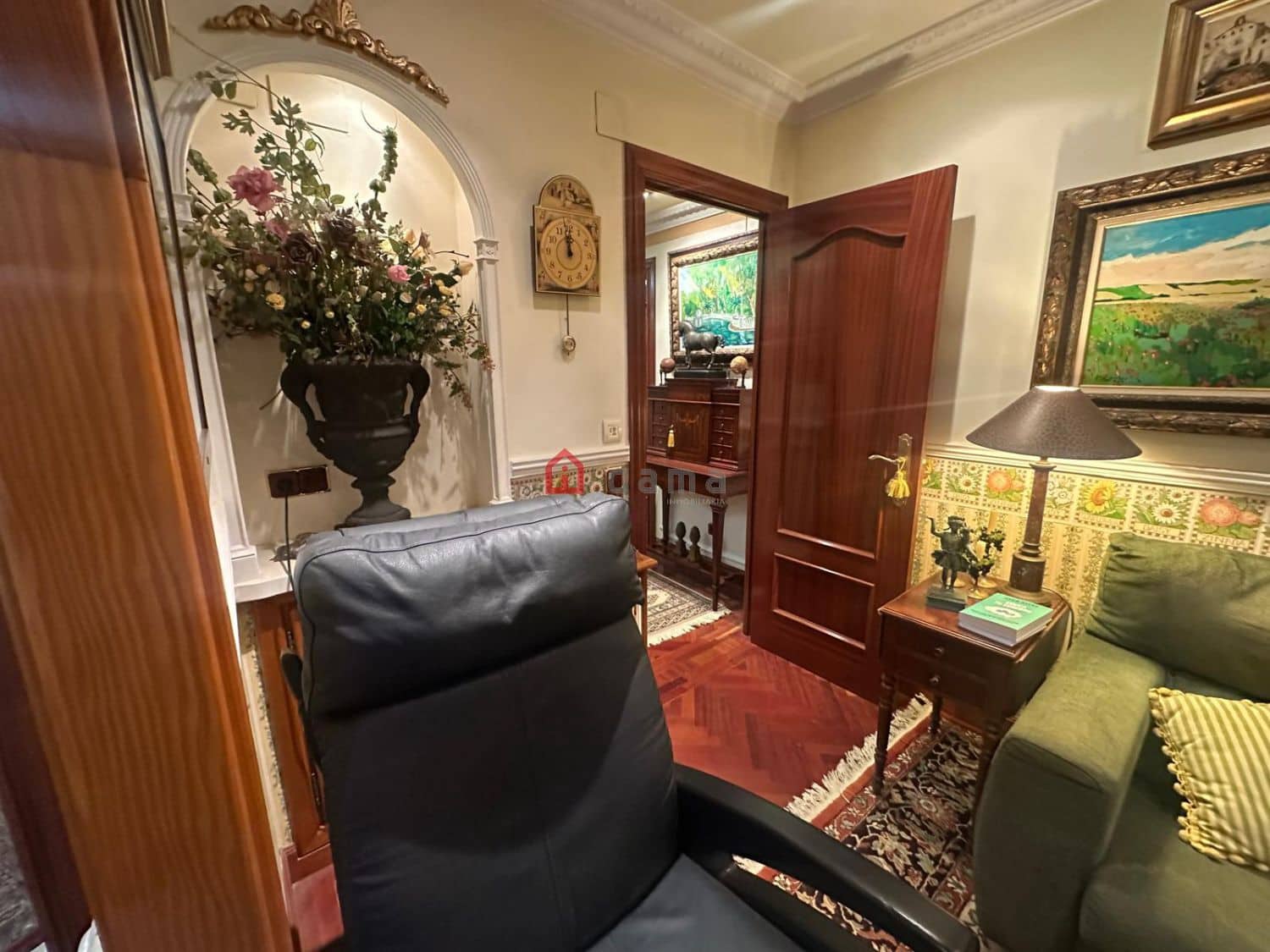 3 slaapkamer Flat te koop in Castello de la Plana met garage - € 300.000 (Ref: 9755472)