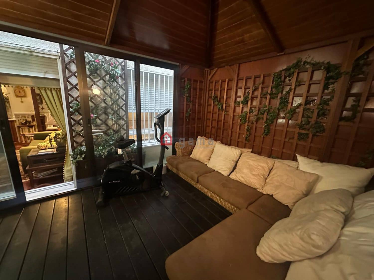 3 slaapkamer Flat te koop in Castello de la Plana met garage - € 300.000 (Ref: 9755472)