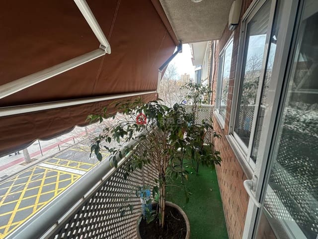 3 quarto Apartamento para venda em Castelló de la Plana com garagem - 300 000 € (Ref: 9755472)