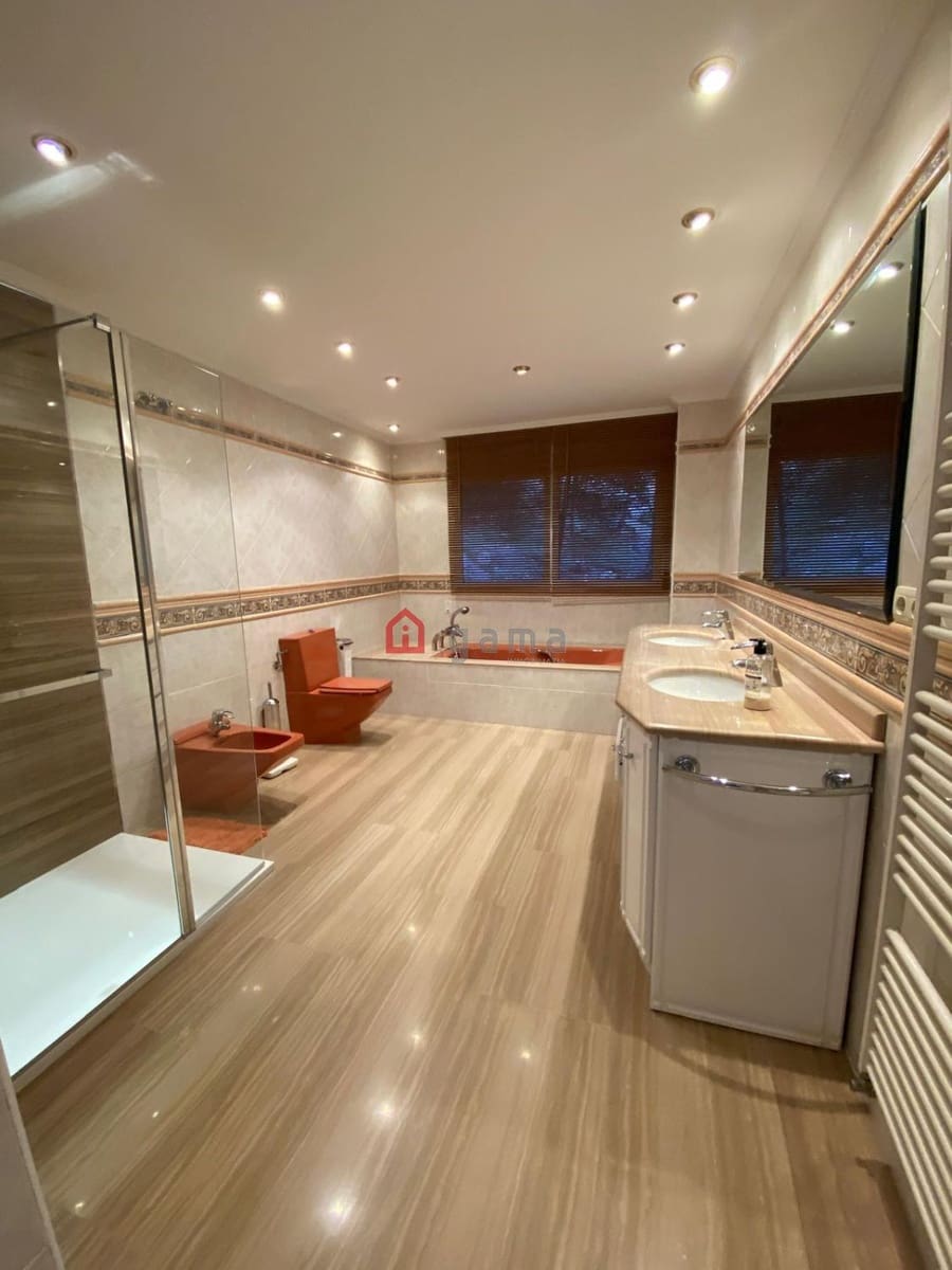 7 soverom Villa til salgs i Benicassim - € 854 000 (Ref: 9755474)