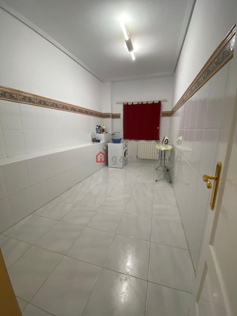 7 soverom Villa til salgs i Benicassim - € 854 000 (Ref: 9755474)