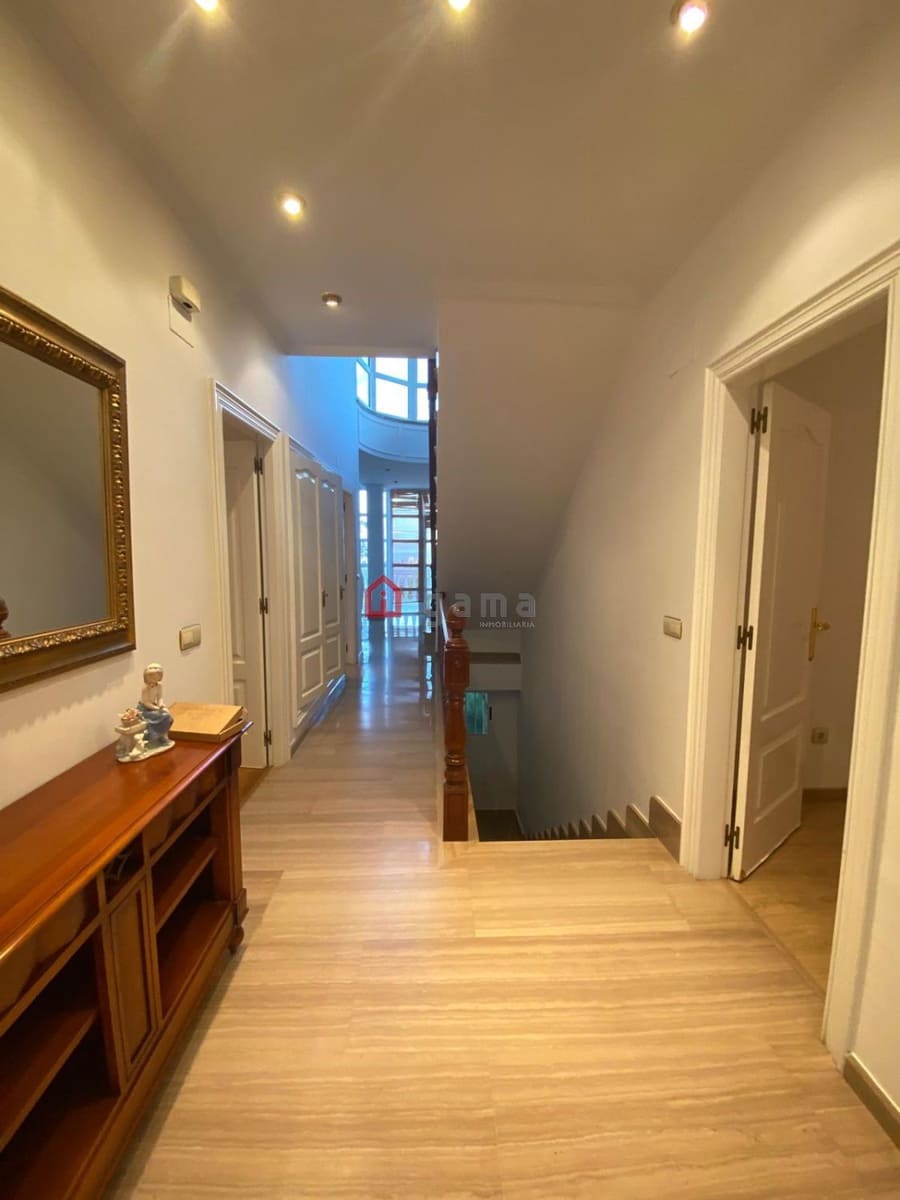 7 soverom Villa til salgs i Benicassim - € 854 000 (Ref: 9755474)