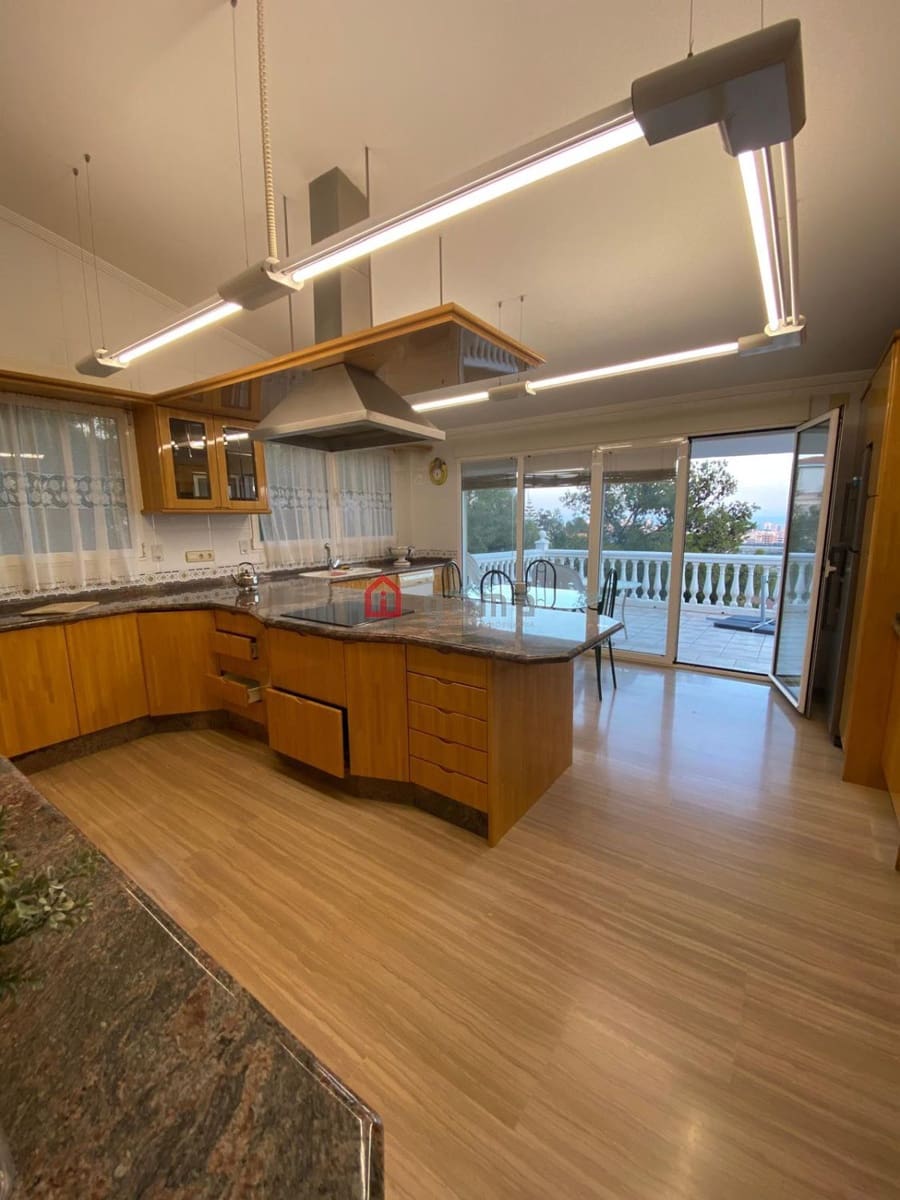 7 soverom Villa til salgs i Benicassim - € 854 000 (Ref: 9755474)