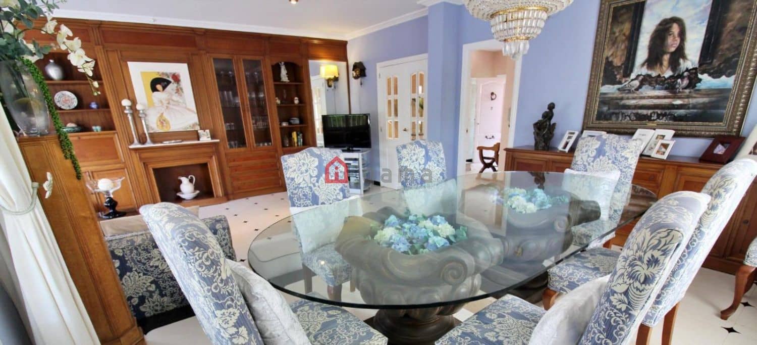 4 camera da letto Villetta Bifamiliare in vendita in Benicassim con garage - 850.000 € (Rif: 9772817)