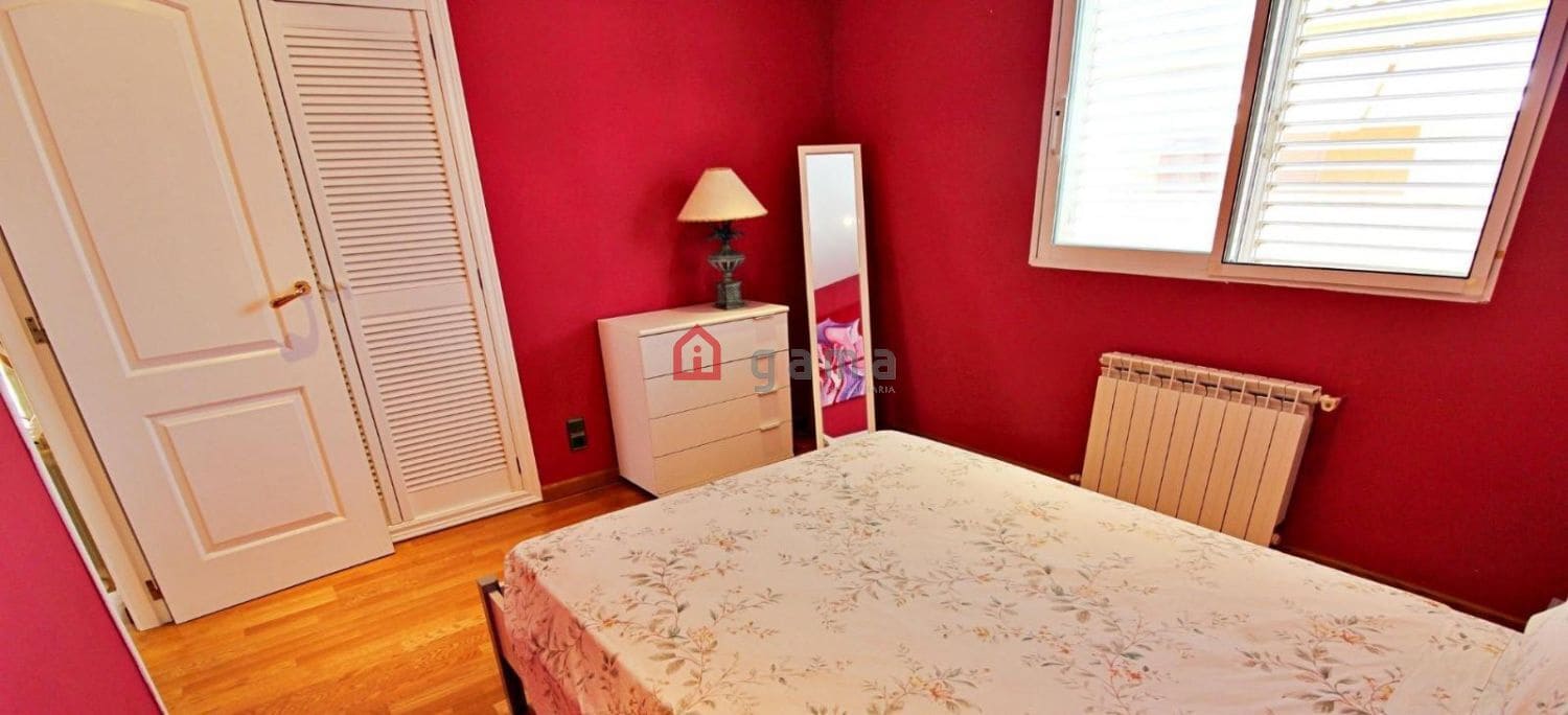 4 camera da letto Villetta Bifamiliare in vendita in Benicassim con garage - 850.000 € (Rif: 9772817)