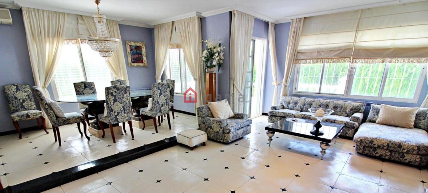 4 camera da letto Villetta Bifamiliare in vendita in Benicassim con garage - 850.000 € (Rif: 9772817)