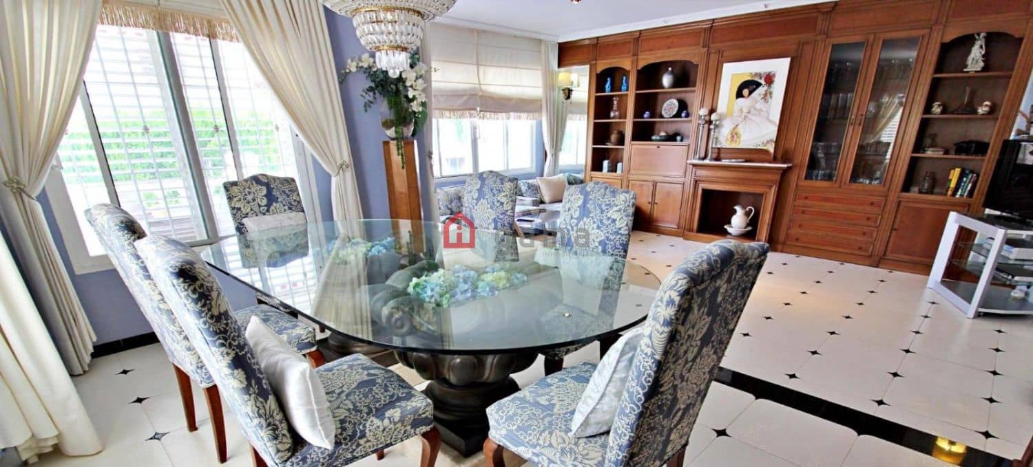 4 camera da letto Villetta Bifamiliare in vendita in Benicassim con garage - 850.000 € (Rif: 9772817)