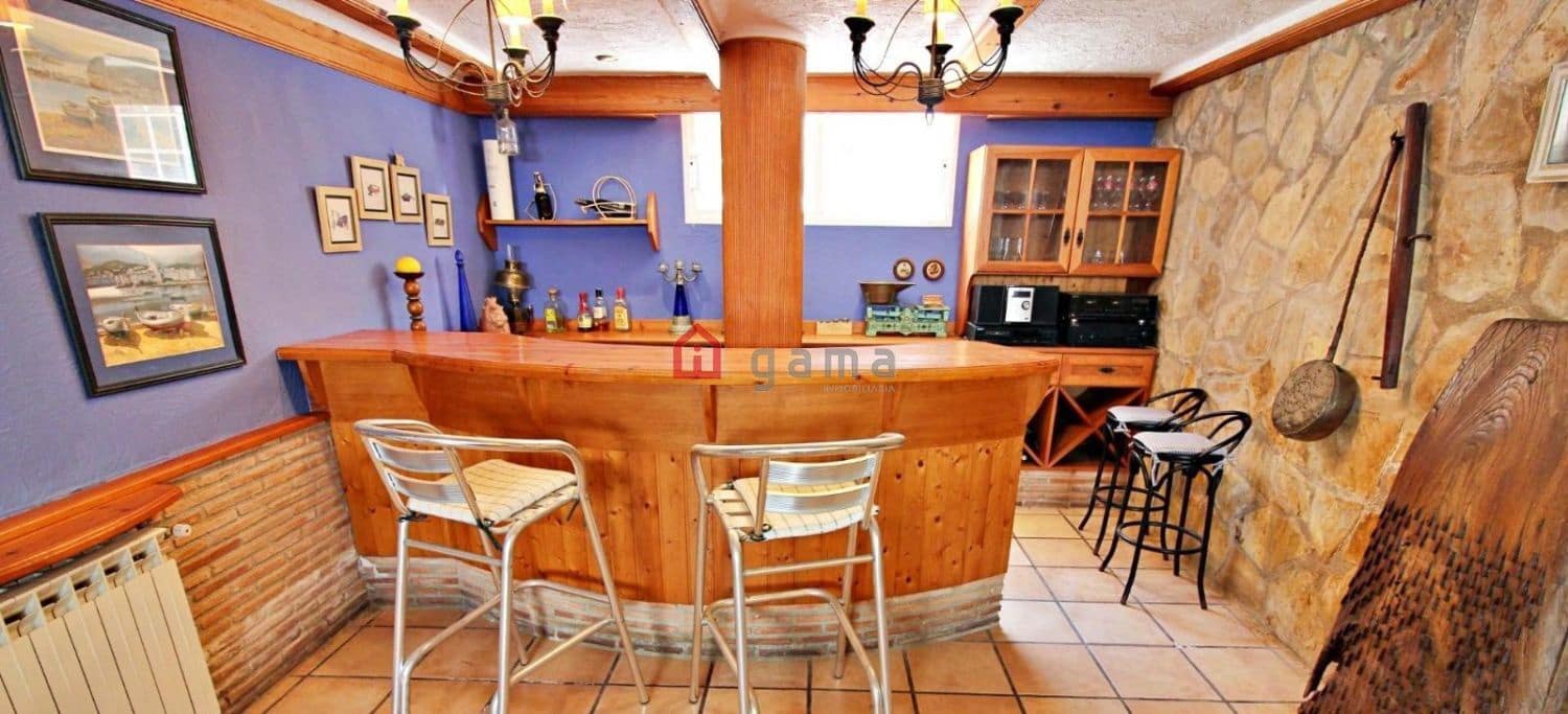 4 camera da letto Villetta Bifamiliare in vendita in Benicassim con garage - 850.000 € (Rif: 9772817)