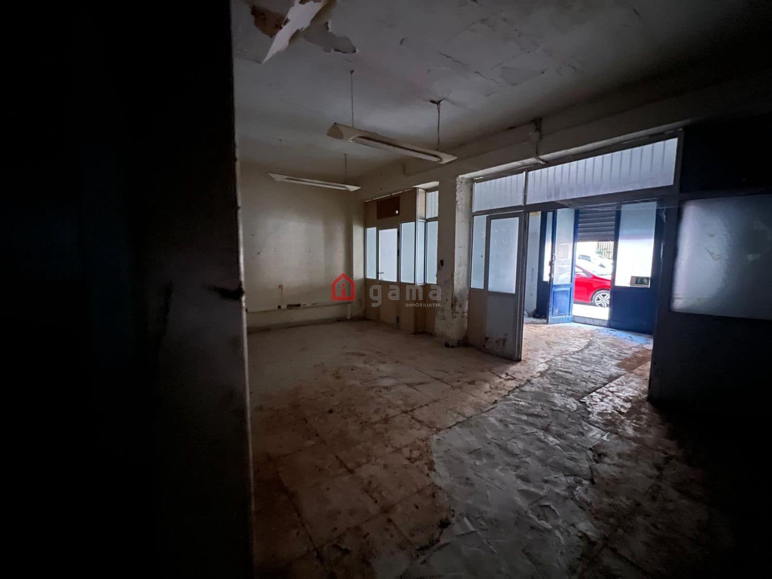 Erhverv til salg i Castello de la Plana - € 80.000 (Ref: 9772818)