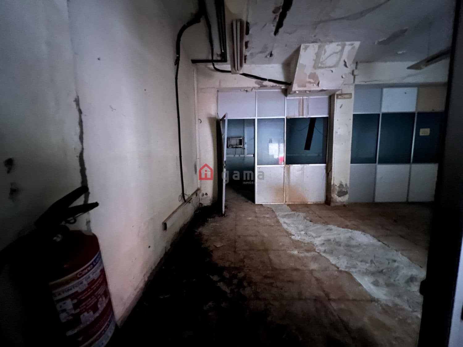 Erhverv til salg i Castello de la Plana - € 80.000 (Ref: 9772818)