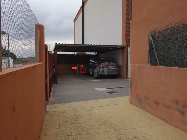 3 slaapkamer Halfvrijstaande villa te koop in Almassora / Almazora met garage - € 234.000 (Ref: 9772819)