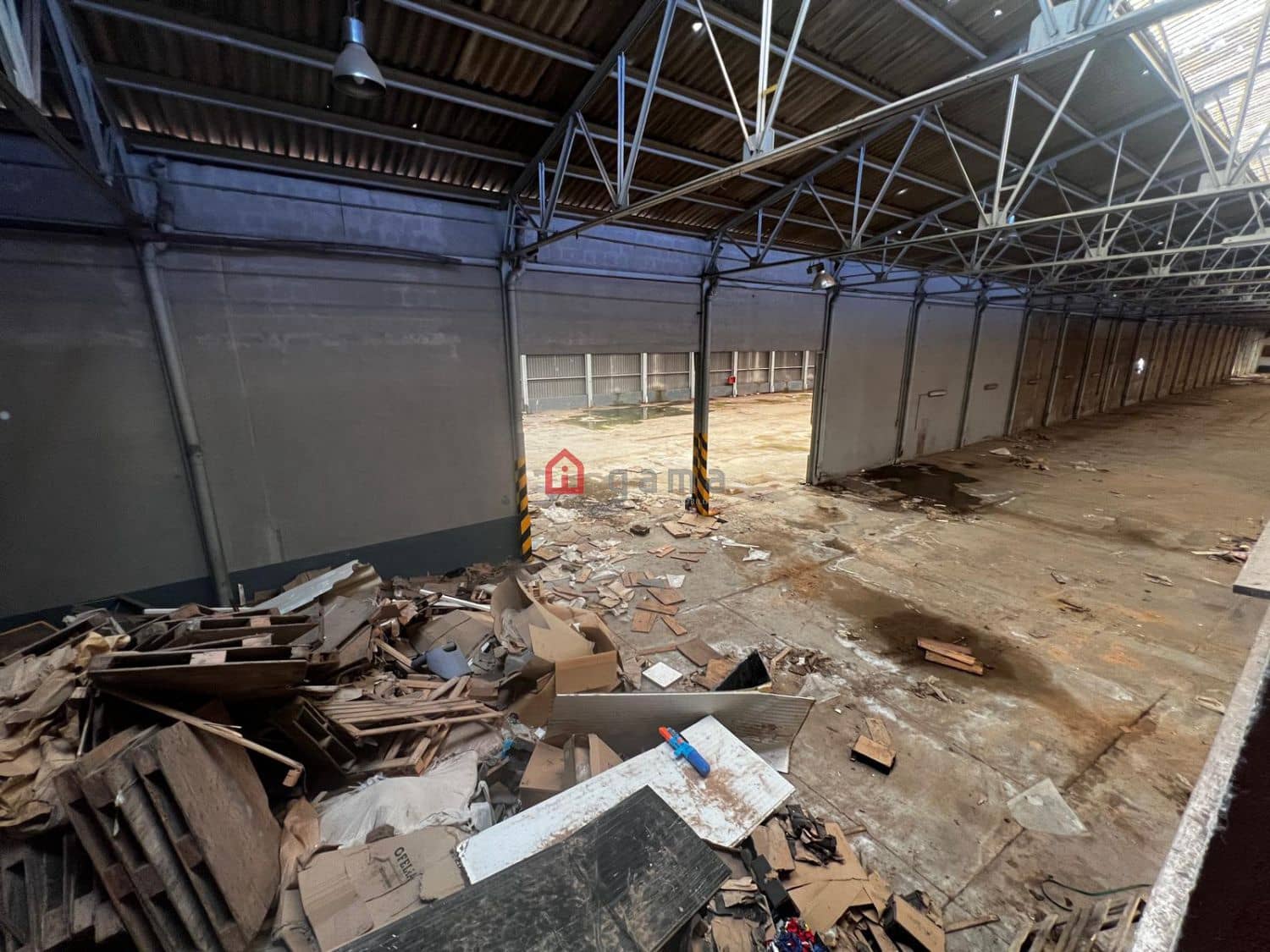 Bedrift til salgs i Castello de la Plana - € 3 189 000 (Ref: 9777803)