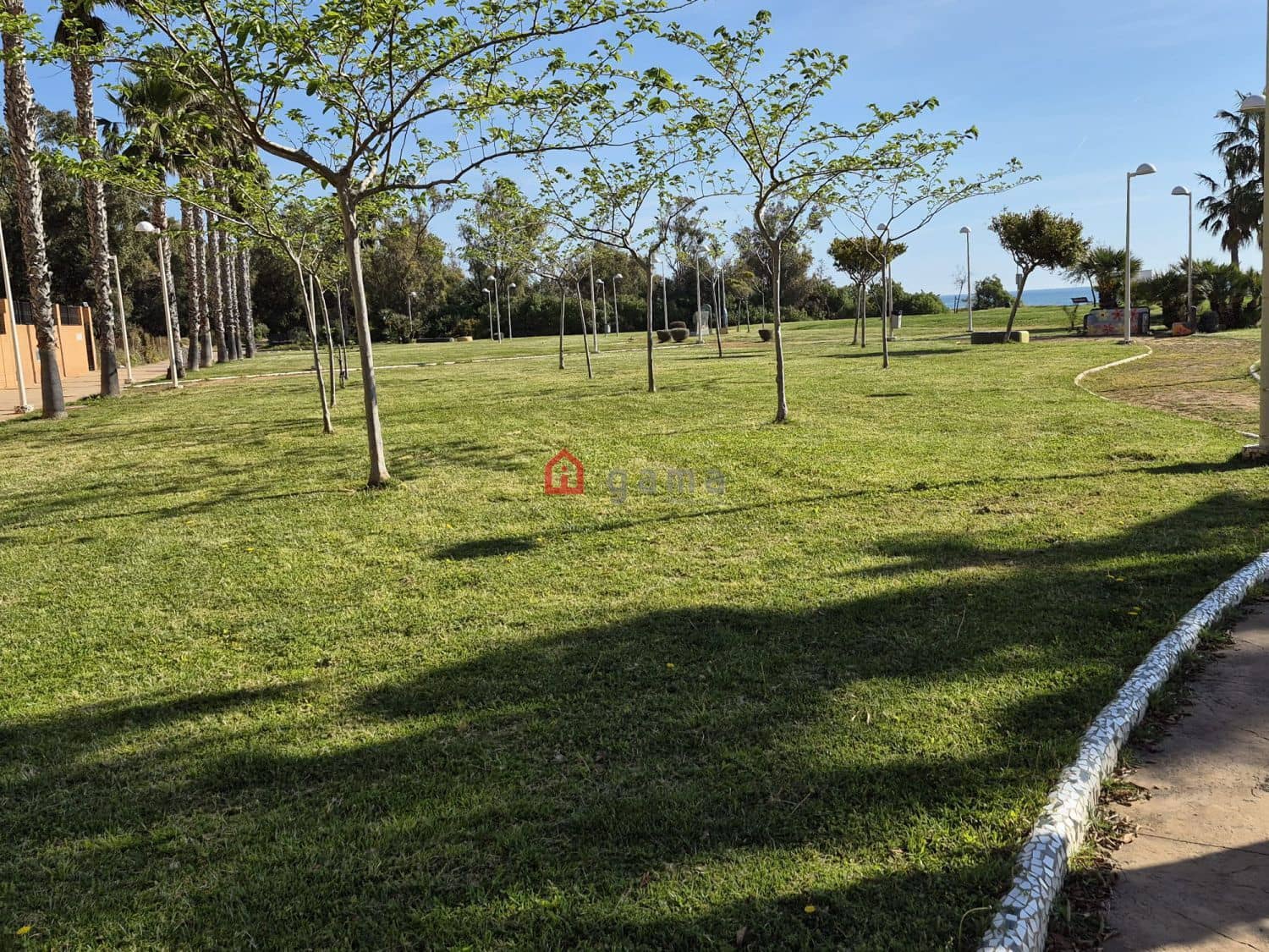 2 bedroom Apartment for sale in Oropesa  with garage - € 155,000 (Ref: 9785010)