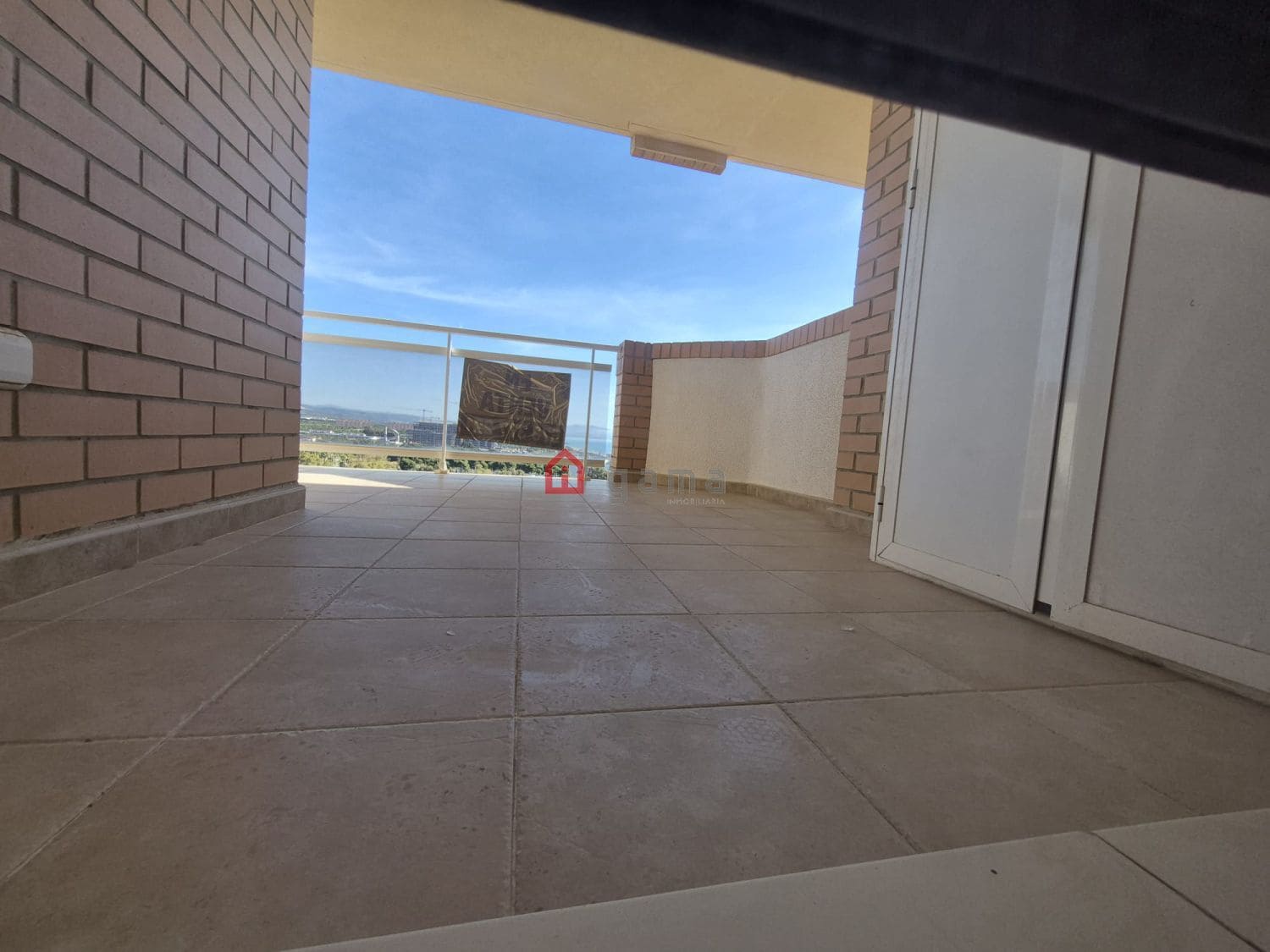 2 bedroom Apartment for sale in Oropesa  with garage - € 155,000 (Ref: 9785010)